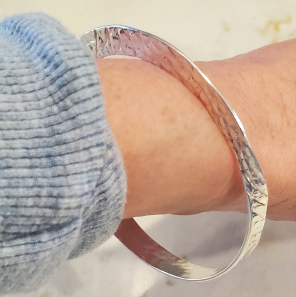 Silpada Rattlesnake Bangle - Picture 8 of 12